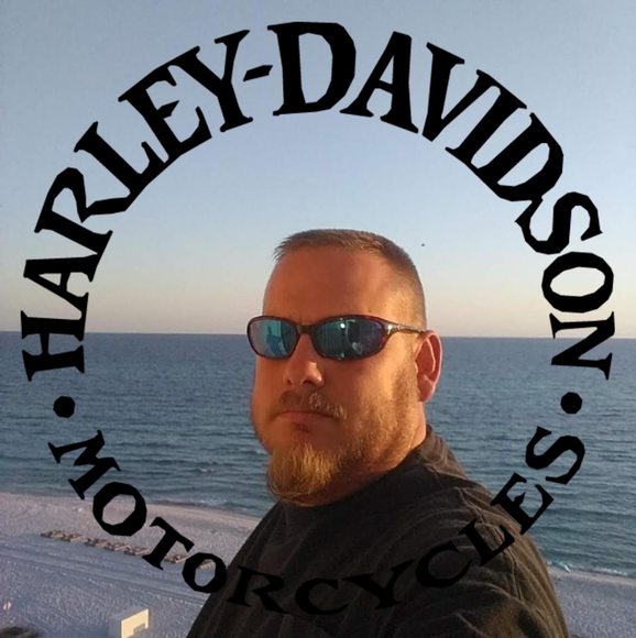 Meet your Posher, Eric - Picture 1 of 1